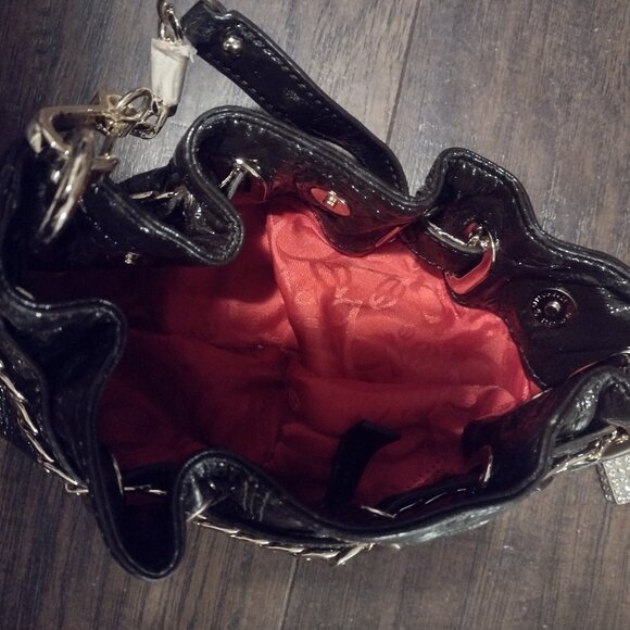 Womens Bebe purse in good condition retails new for over $100 - Picture 4 of 6